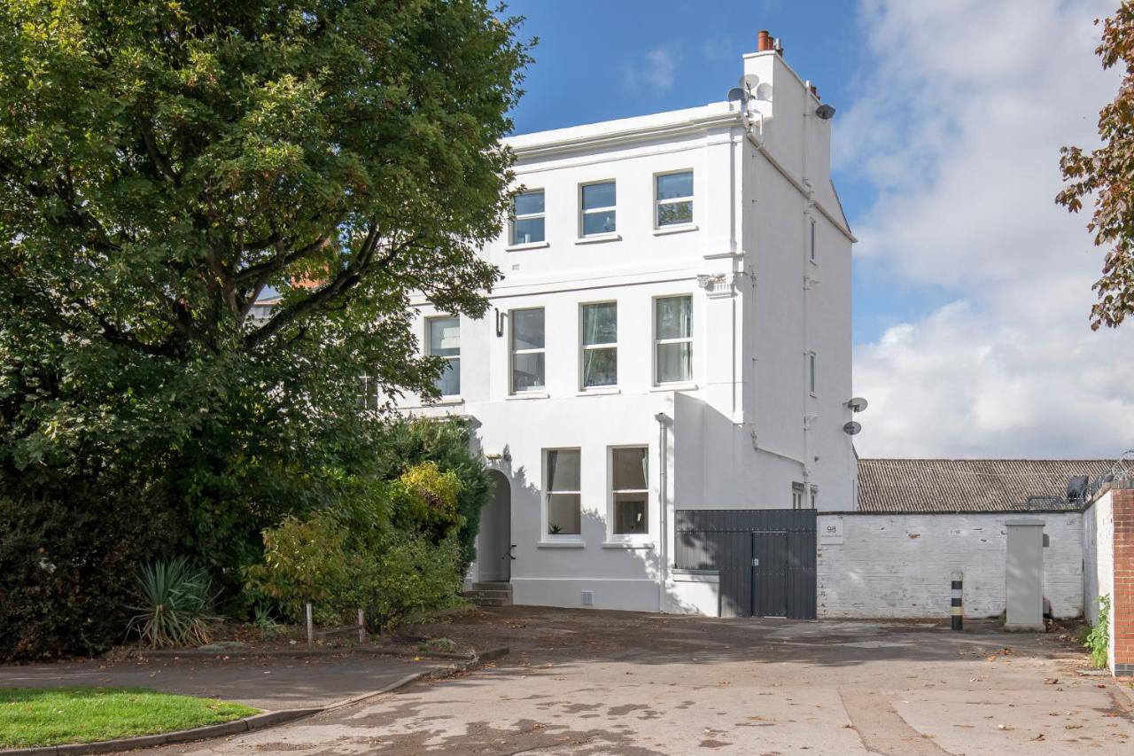 Prestbury Road Appartement Cheltenham Buitenkant foto